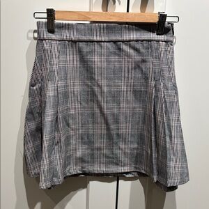 Garage Black and Pink White Plaid pleated Mini Skirt w side zip